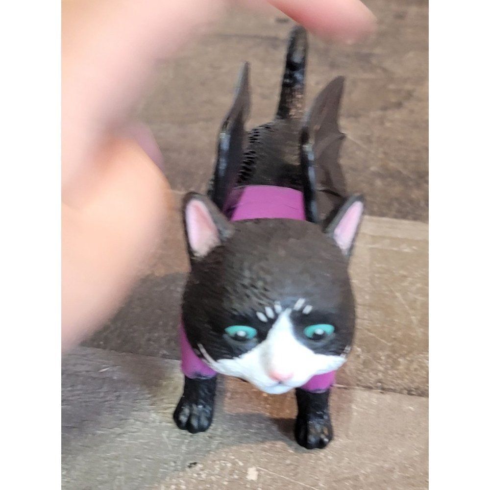 Flying witch‎ cat Wing mythical creature toy figure
